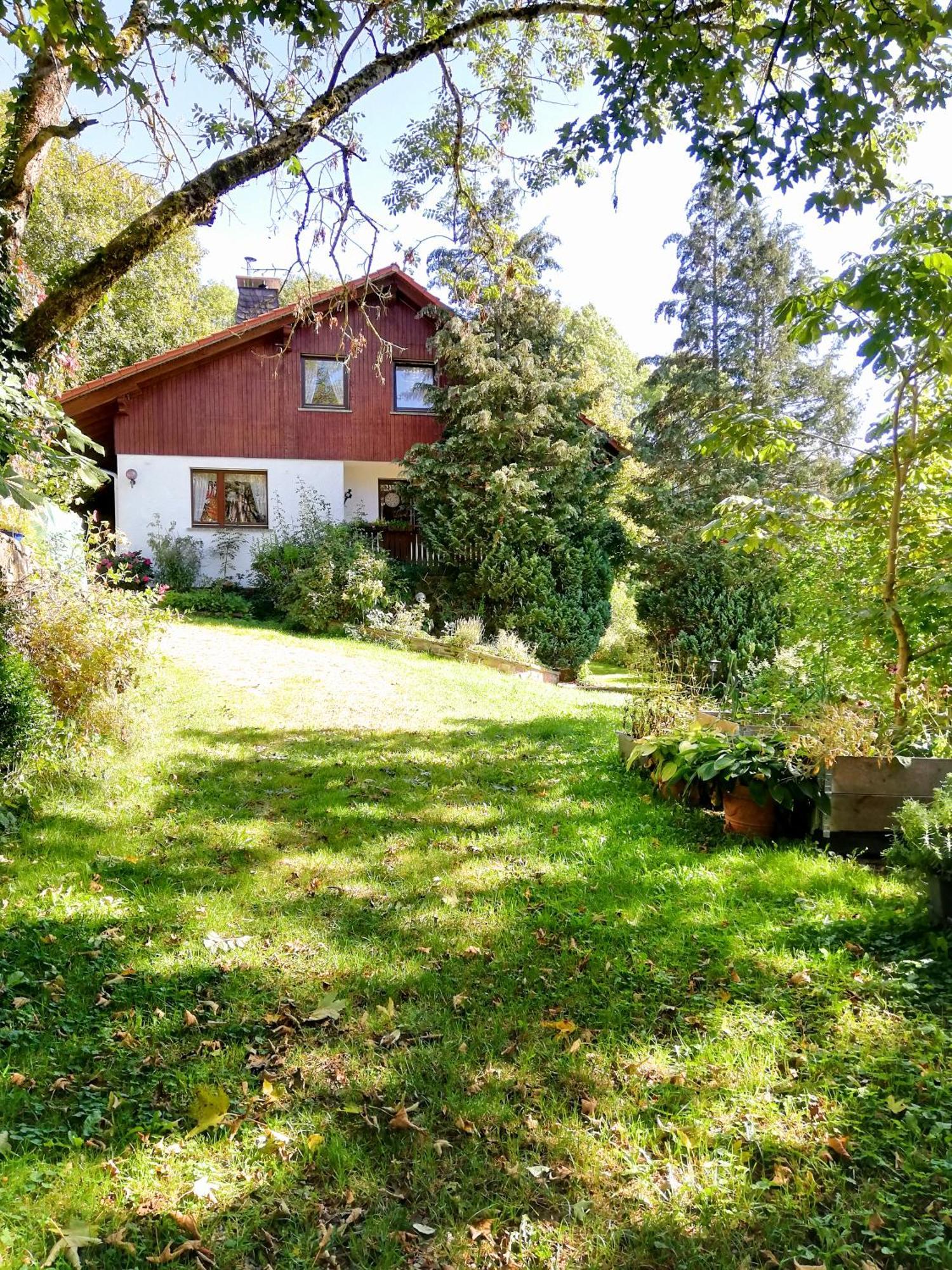 Ferienwohnung Rhoenpanorama ゲルスフェルト エクステリア 写真
